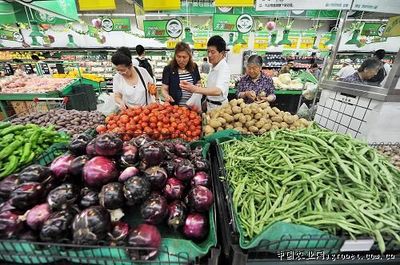 银川本地菜大量上市 菜价明显回落(图)